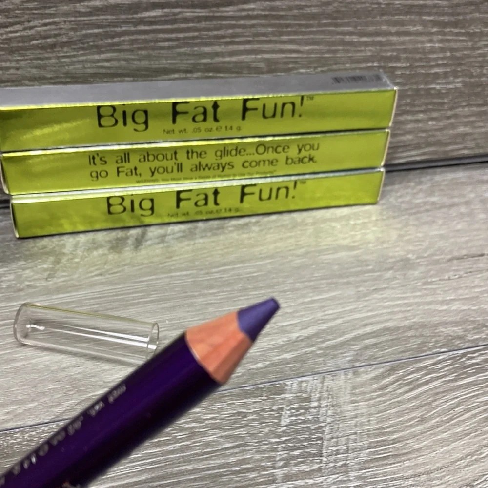 TIGI Bedhead Big Fat Fun Purple Joystick Eyeliner DISCONTINUED